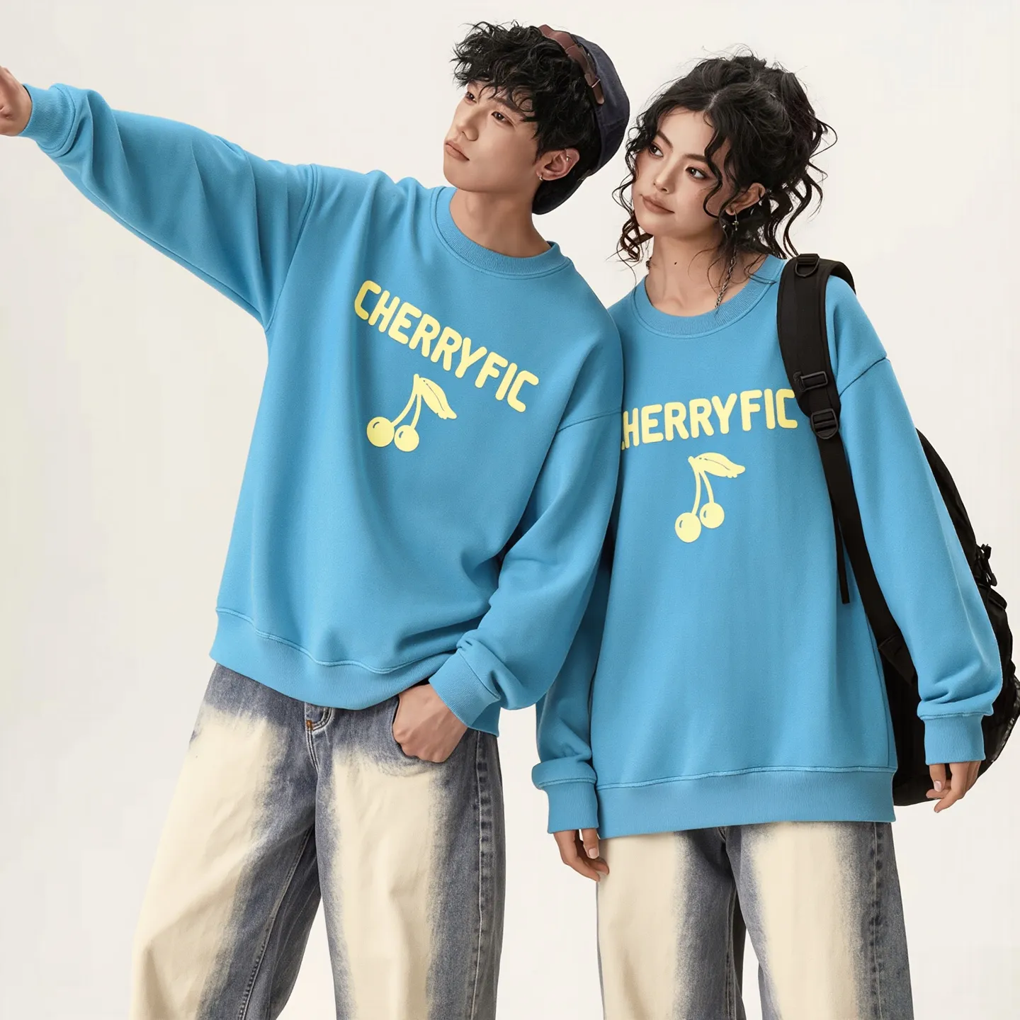 "𝙉𝙚𝙬⚜️Valentino" 2026* Autumn and Winter New Arrival long-sleeved sweatshirt for men and women Same Style 100% cotton 360g distressed fried snowflakes, foam print Size: S M L XL XXL Color: Pink Rock Gray Gray Light Blue